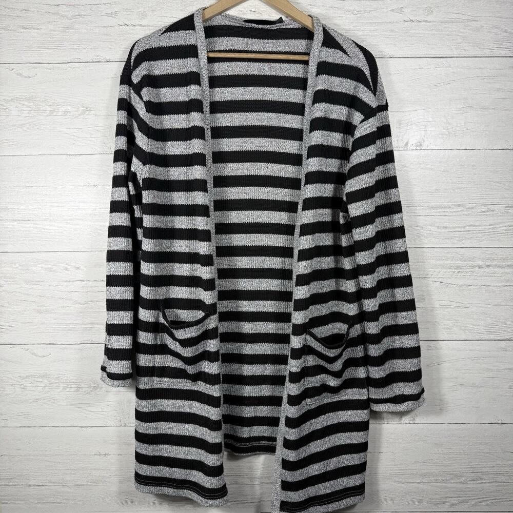 Doe & Rae Womens Size Large Gray Black Striped Long Sleeve Cardigan Sweater